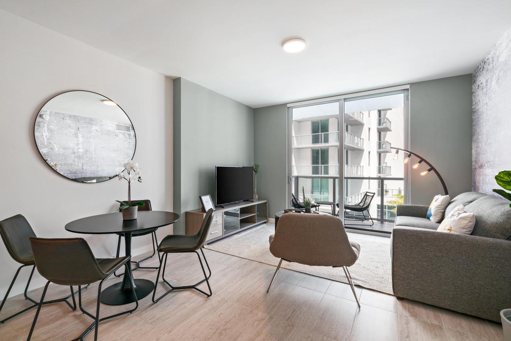 Nomada Destination Residences - Quadro * Miami